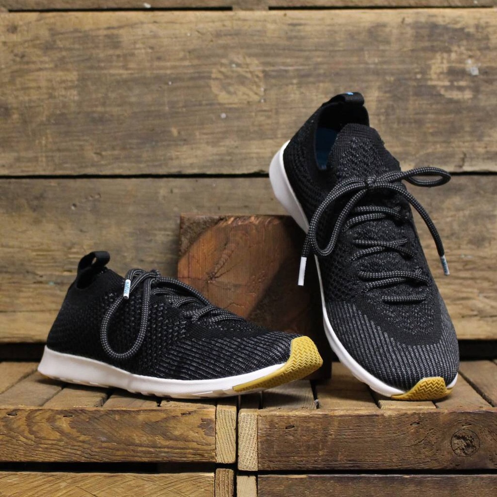 NWT Native AP Mercury Liteknit shoes, black